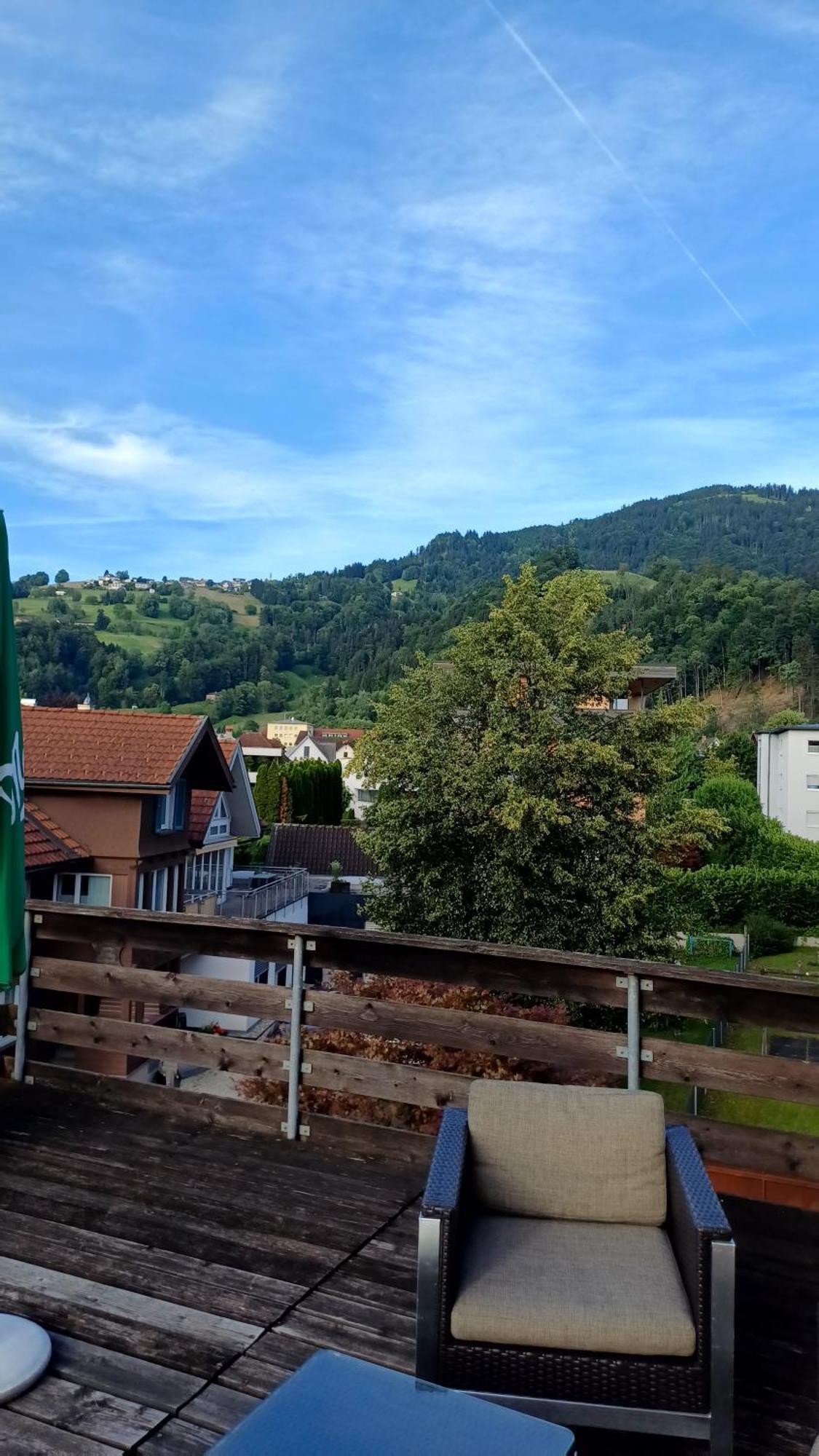 Ruhige Stadtwohnung, 107 M2 Dornbirn Eksteriør bilde
